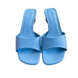 Zara Women's Powder Blue Mule Sandals. Size 39 (8 in US)